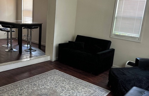 Detroit House | Charming 2-bedroom house with AC, WiFi in brilliant Detroit