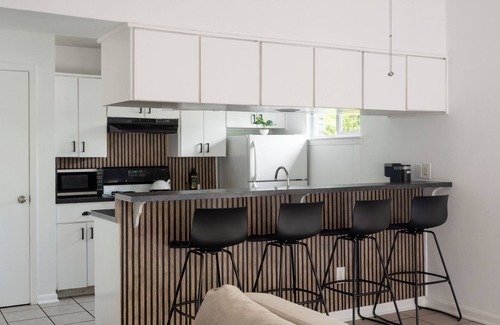 Mueller House | Charming 2-bedroom house with AC and WiFi in Austin