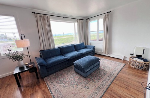 Center House | Charming 2-bedroom house with WiFi in Center