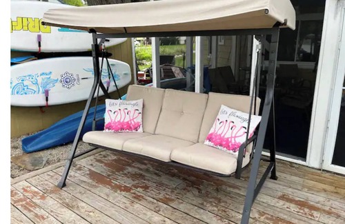 Vandalia Cottage | Charming 2-bedroom lakefront cottage on gorgeous Shavehead Lake