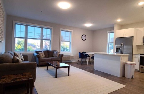 Leonia Apartment | Charming 2-bedroom minutes to NYC
