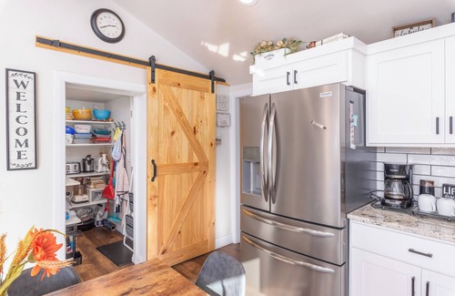 Parowan House | Ideal 2-Bedroom Home Near Brian Head Ski Resort & Parks