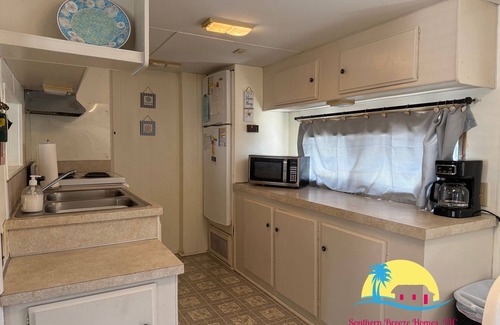 Myrtle Beach Cottage | Charming 2-bedroom cottage with AC, WiFi in delightful Ocean Lakes