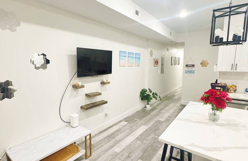 Mantua Apartment | Charming 2-bedroom apartment in the heart of Philadelphia