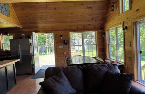 Portage Lake Cabin | Charming 2-bedroom cabin in Portage Lake