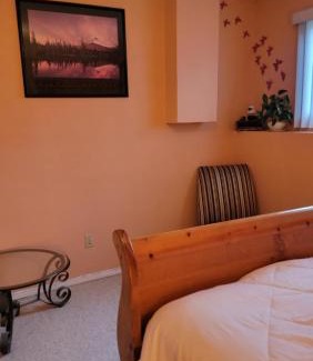 Kamloops Apartment | Cozy 2-Bedroom Basement with Breakfast & Rec Room