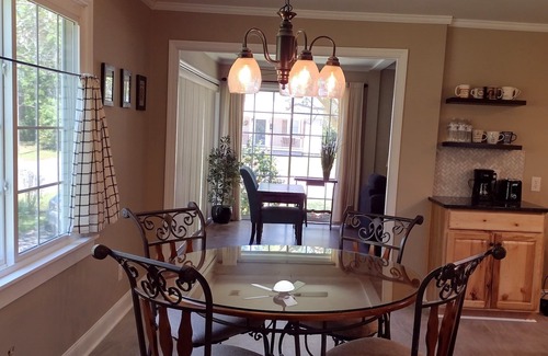 New Bern Cottage | Charming 2 BR Cottage Near Downtown New Bern w 2.5 BA