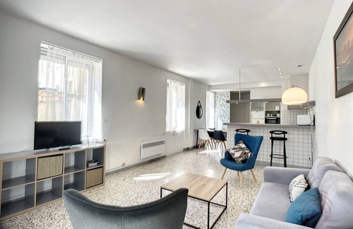 Lamalou-les-Bains Apartment | Cozy Apartment in Lamalou-les-Bains with Spa & Kitchen