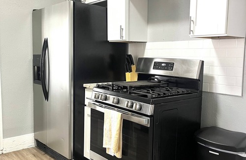 Lawton House | Ideal 2 BR Lawton Retreat for Fort Sill Visitors