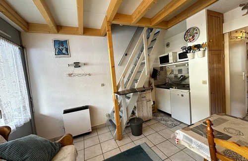 Villard-de-Lans Apartment | Cozy Apartment Villard-de-Lans: Perfect for 4 Guests