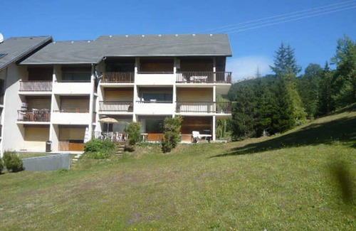 Villard-de-Lans Apartment | Cozy Apartment Villard-de-Lans: Perfect for 4 Guests