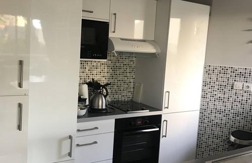 La Baule-Escoublac Apartment | Ideal 2-Room Terrace with Ocean View & Spa Amenities