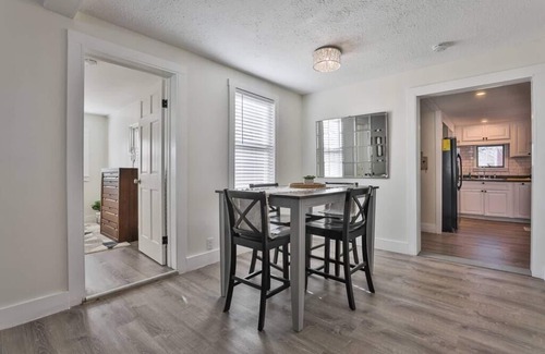 Salem House | Prime Salem NH Retreat with Ocean View & Spa Amenities