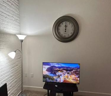 Church Hill Apartment | Pet-Friendly 2Bd/2bth Retreat in Downtown Richmond