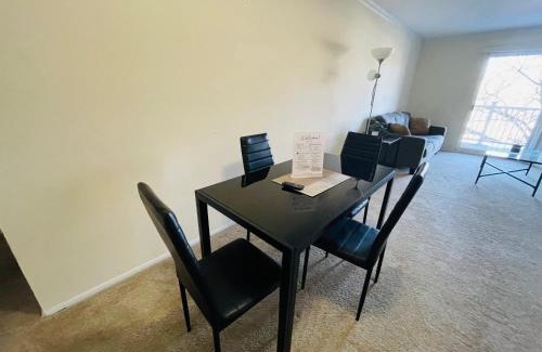 Elkins Park Apartment | Inviting 2BR Retreat in Elkins Park with Pool Access