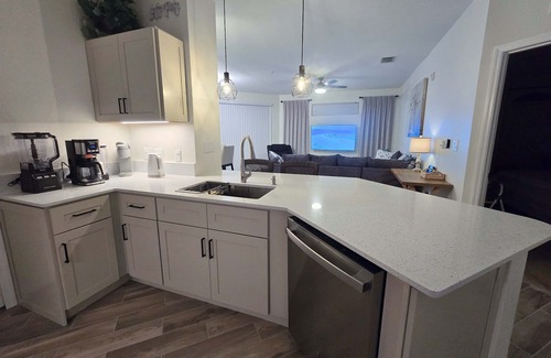 Sarasota Condo | Elegant 2 BR/2B Condo in Sarasota Near Lido & Siesta Beach