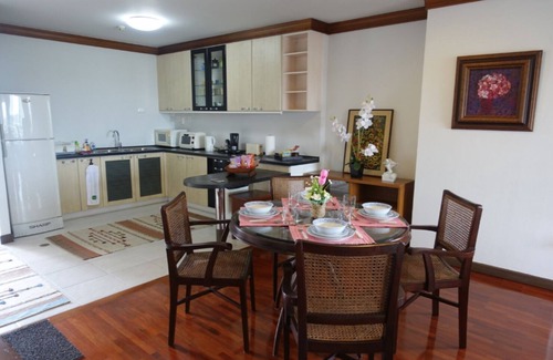 Chiang Mai Condo | Modern 2BR Retreat with Pool in Downtown Chiang Mai