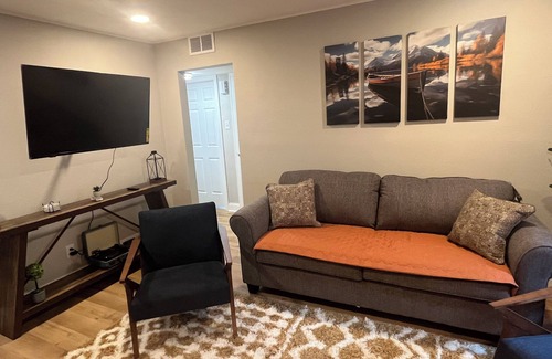 Springfield House | Charming 2BR Home in Springfield with AC near Fairgrounds & Hospital