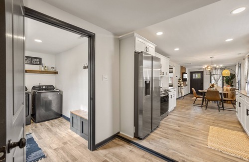 Mosby House | Pet-Friendly 2BR Home with Outdoor Dining & Fenced Yard