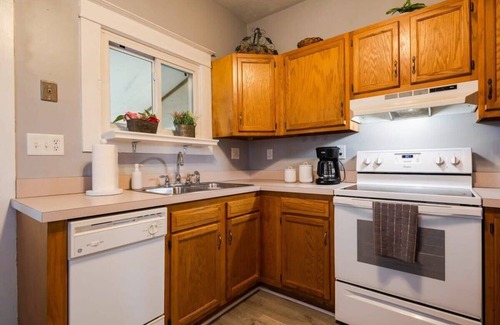 New Albany House | Inviting 2BR Getaway with Hot Tub & Pet-Friendly Vibe