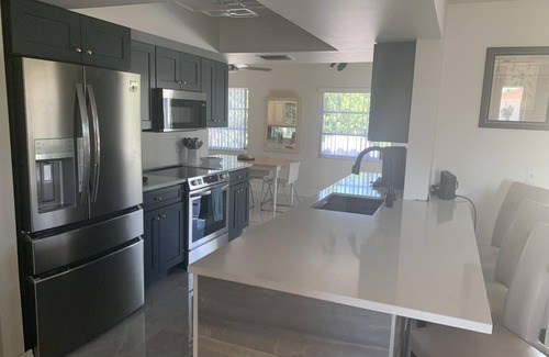 Englewood House | Charming 2BR Pool Home Near Manasota Key