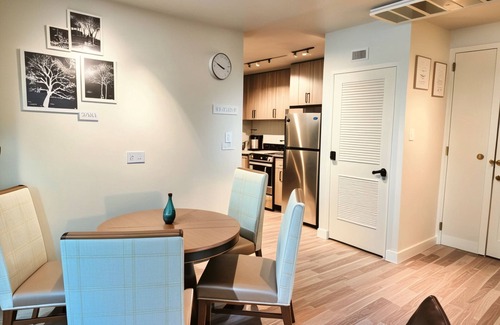 Pico-Union House | Charming 2BR Suites in beautiful Los Angeles
