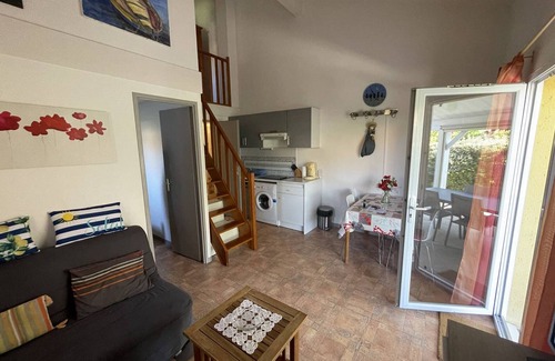 Saint-Cyprien Plage Villa | Cozy Villa Saint-Cyprien with Pool and Oceanfront Views