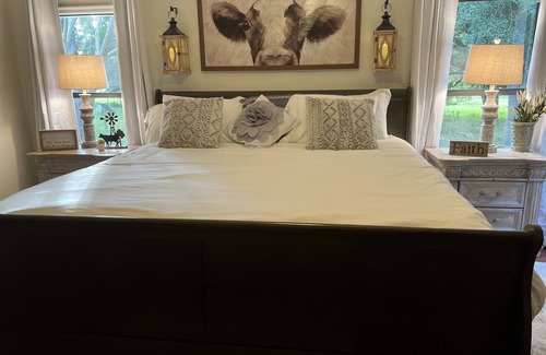 High Springs Other | Inviting Countryside Getaway with Pool and Family Amenities