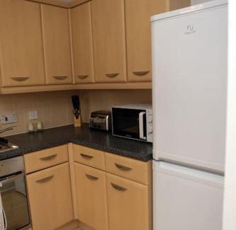 Stoke Gifford House | Pet-Friendly 3 Bedroom House in Bristol with Great Reviews