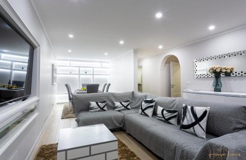 Santa Maria Maior House | Pet-Friendly 3-Bed House in Funchal with Perfect Reviews
