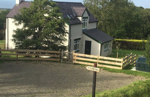 Abergele House | Inviting 3-Bed House in Abergele, Wales - Guest Rated 10/10