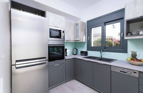 Kamilari House | Charming 3-bedroom house with AC, WiFi in brilliant Kamilari