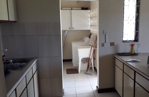 Frere Pilgrim House | Quiet 3-Bedroom Home with Kitchen in Serene Cul-de-Sac