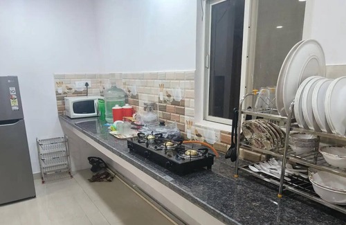 Hyderabad House | Charming 3-bedroom building with WiFi and AC in awesome Hyderabad