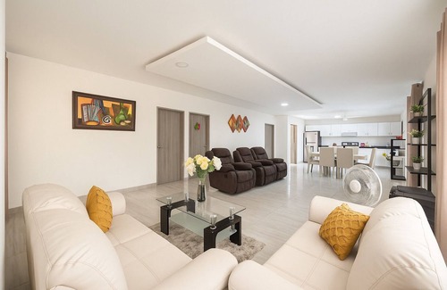 Malambo Ski Chalet | Charming 3-bedroom chalet, with private pool, an with AC.