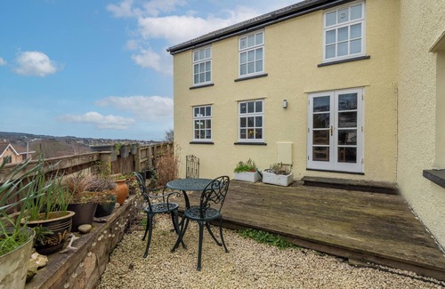 Chepstow Cottage | Charming 3-bedroom cottage in historic Chepstow