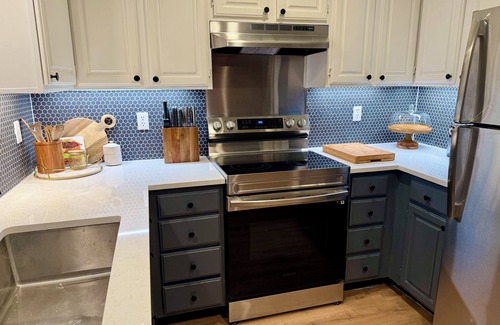 Georgetown House | Charming 3-bedroom Georgetown house close to Square. Long term stays welcomed.