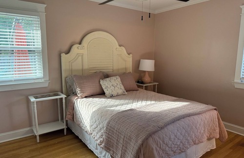 McBryde House | Charming 3-bedroom house with WiFi and AC in fabulous Blacksburg