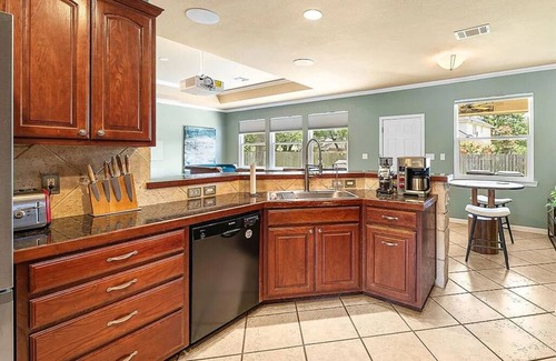Round Rock House | Charming 3-bedroom house in Round Rock with nice neighborhood