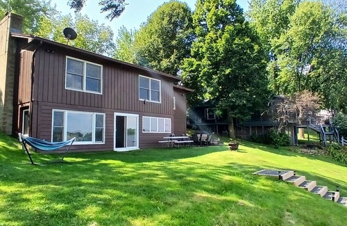 Elysian Cabin | Family-Friendly Lake Francis Home with Pool & Ocean Views