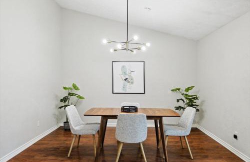 Plano House | Inviting 3-Bedroom Retreat with Pool and Family Fun