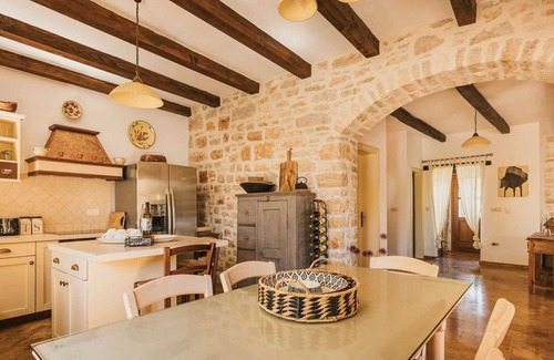Tinjan Villa | Impressive 3 BD Villa with Private Pool and Garden Oasis