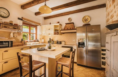 Tinjan Villa | Impressive 3 BD Villa with Private Pool and Garden Oasis