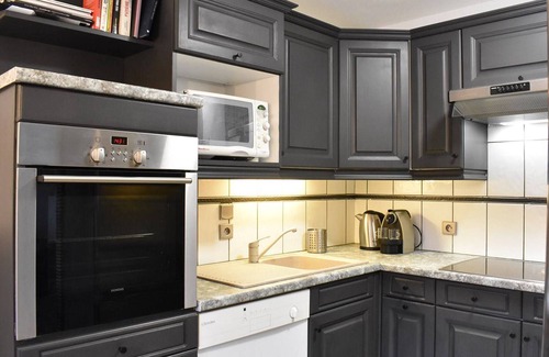 Meribel Centre Apartment | Family-Friendly Apartment Méribel with Spa and Kitchen