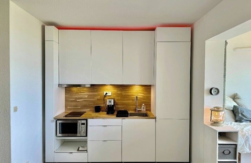 Ajaccio Apartment | Cozy 37 m² Retreat Steps from the Sea with Breakfast Included
