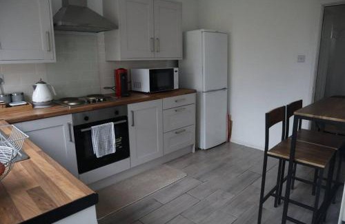 Underhill House | Family-Friendly 3-Bed Home in High Barnet - Rated 9/10