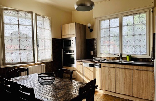 Cambo-les-Bains House | Exceptional Villa Cambo-les-Bains with Spa & Kitchen