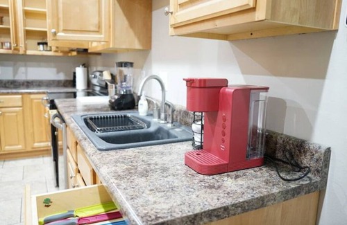 Kreole Apartment | Ideal 3BR Retreat with Balcony & Child-Friendly Amenities