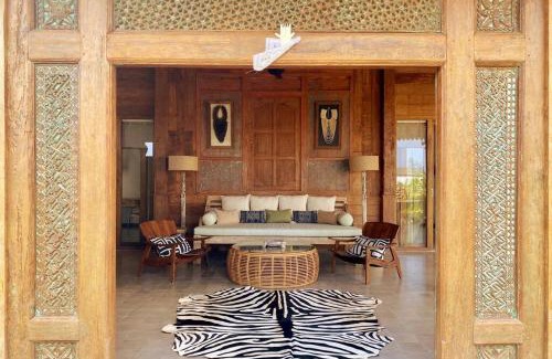 Munggu Villa | Beautiful 3BR Villa with Pool & Ocean View Getaway