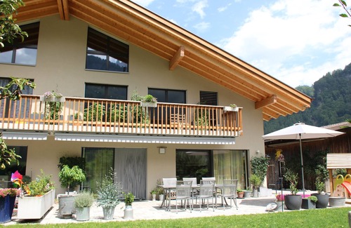 Meiringen House | Charming 4-bedroom country house in fantastic Meiringen with pool, hot tub, WiFi